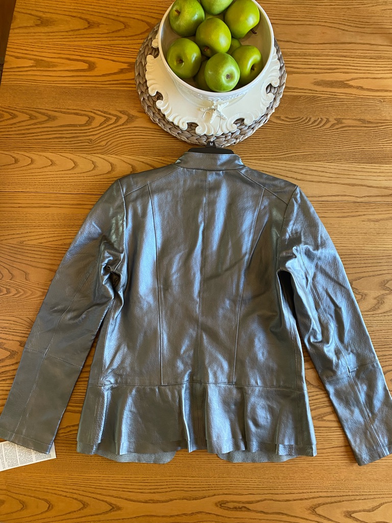 Nwt 10 Tall Chadwicks Silver/Pewter Metallic Leather Zip Jacket — image 4 of 7